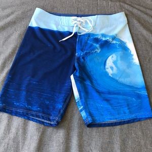 OLD NAVY swim trunks -- 32in waist